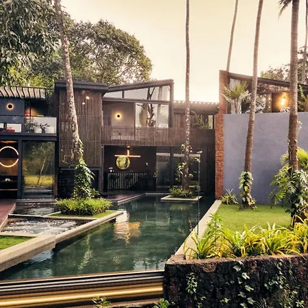 Villa In Palms By V Escapes